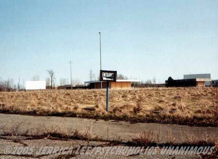 Cascade Drive-In Theatre - Cascade 1994 Courtesy Jerrica Lee (newer photo)